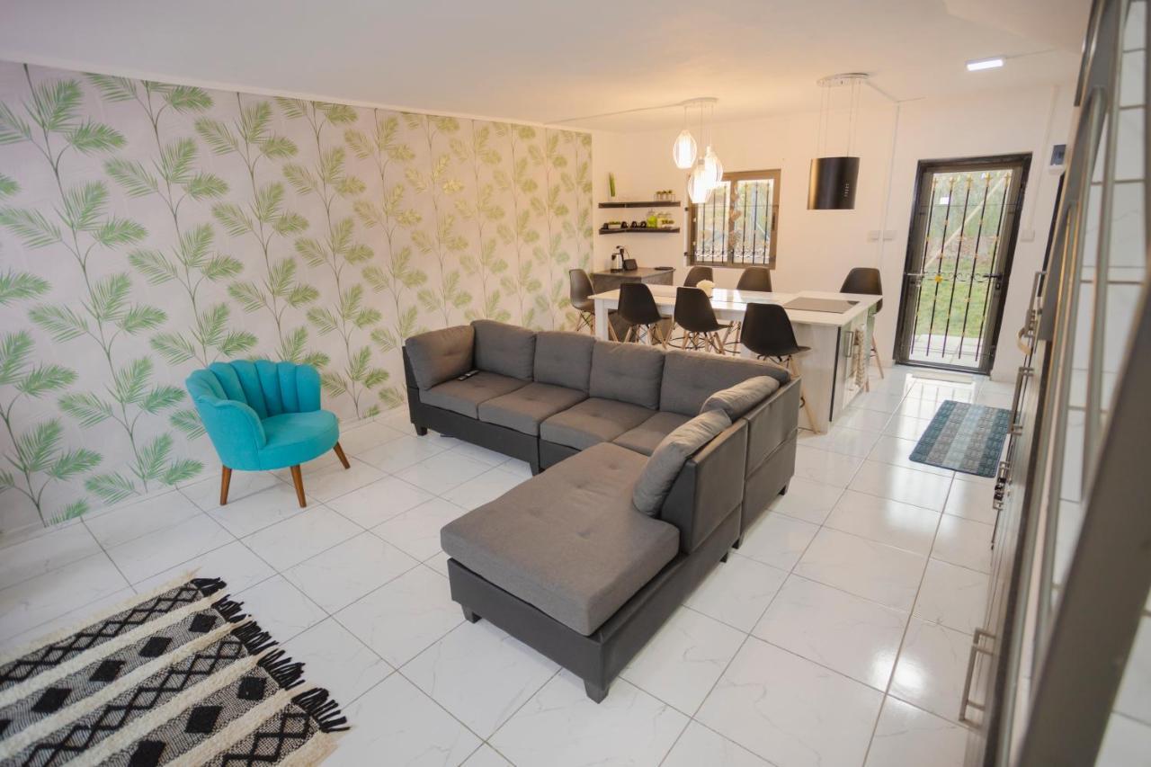 Le Palmiste Lovely 2-Bedroom Duplex With Pool Grand Gaube Zewnętrze zdjęcie